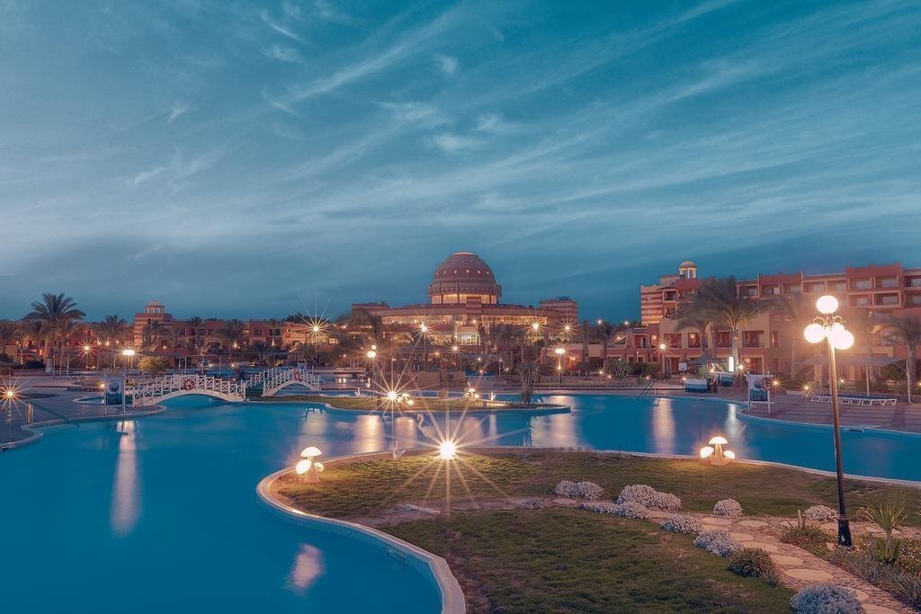 Отель El Malikia Abu Dabbab 5*