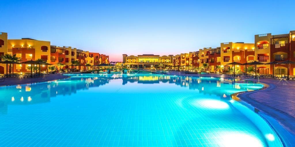 Готель Casa Mare Resort Marsa Alam (ex. Royal Tulip Beach Resort ) 5*
