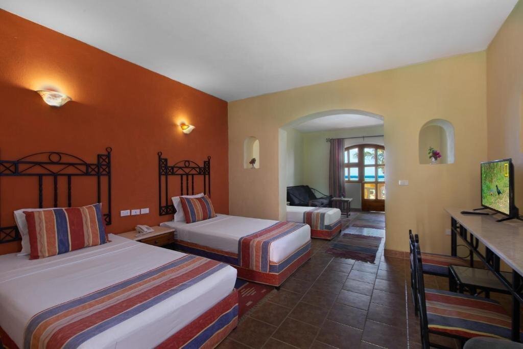 Фото Bliss Abo Nawas Resort 4*